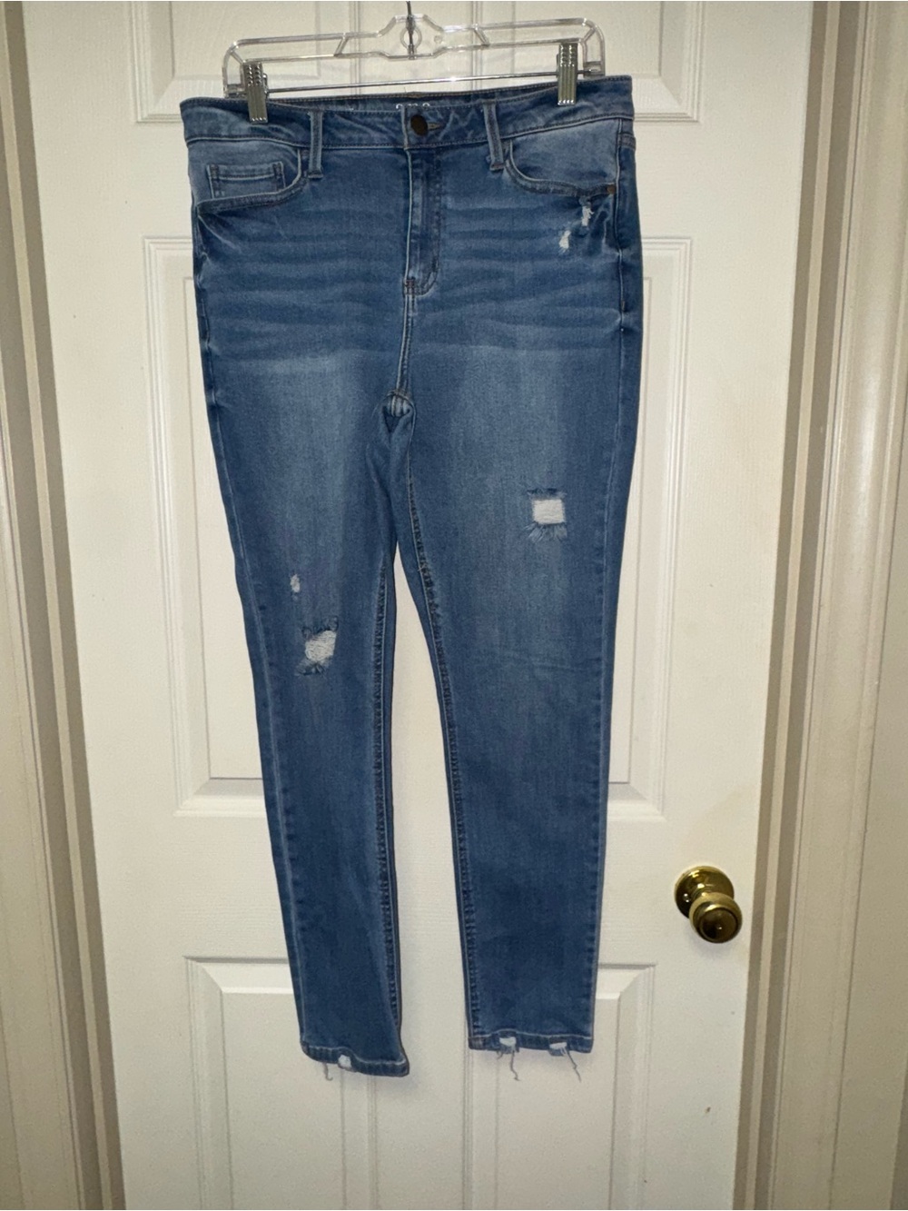 a.n.a high waist Sz 12 Women's Skinny Distressed Jeans - Blue